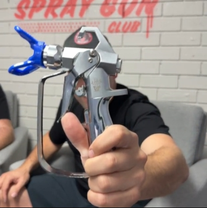 Todd from the U spray podcast announcing the new handpiece available for Airless Spray Guns at the The Spray Gun Club